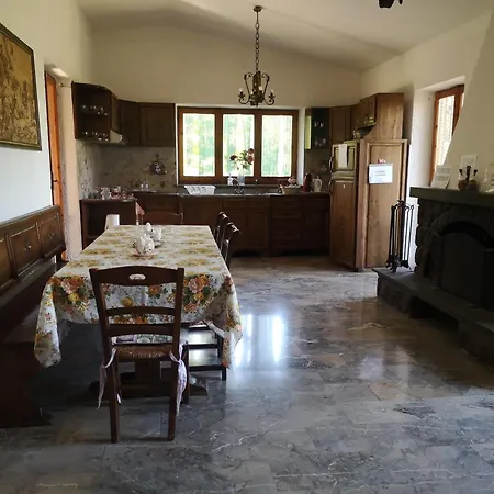 Casa Ape Regina 1 Montelarco Alloggio per agriturismo